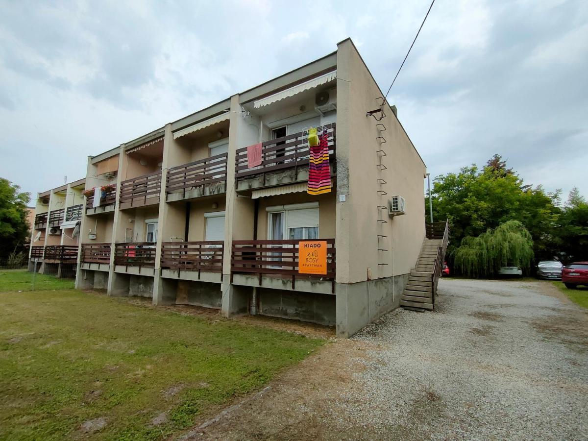 Apartmán Rosy Apartman Vonyarcvashegy Exteriér fotografie