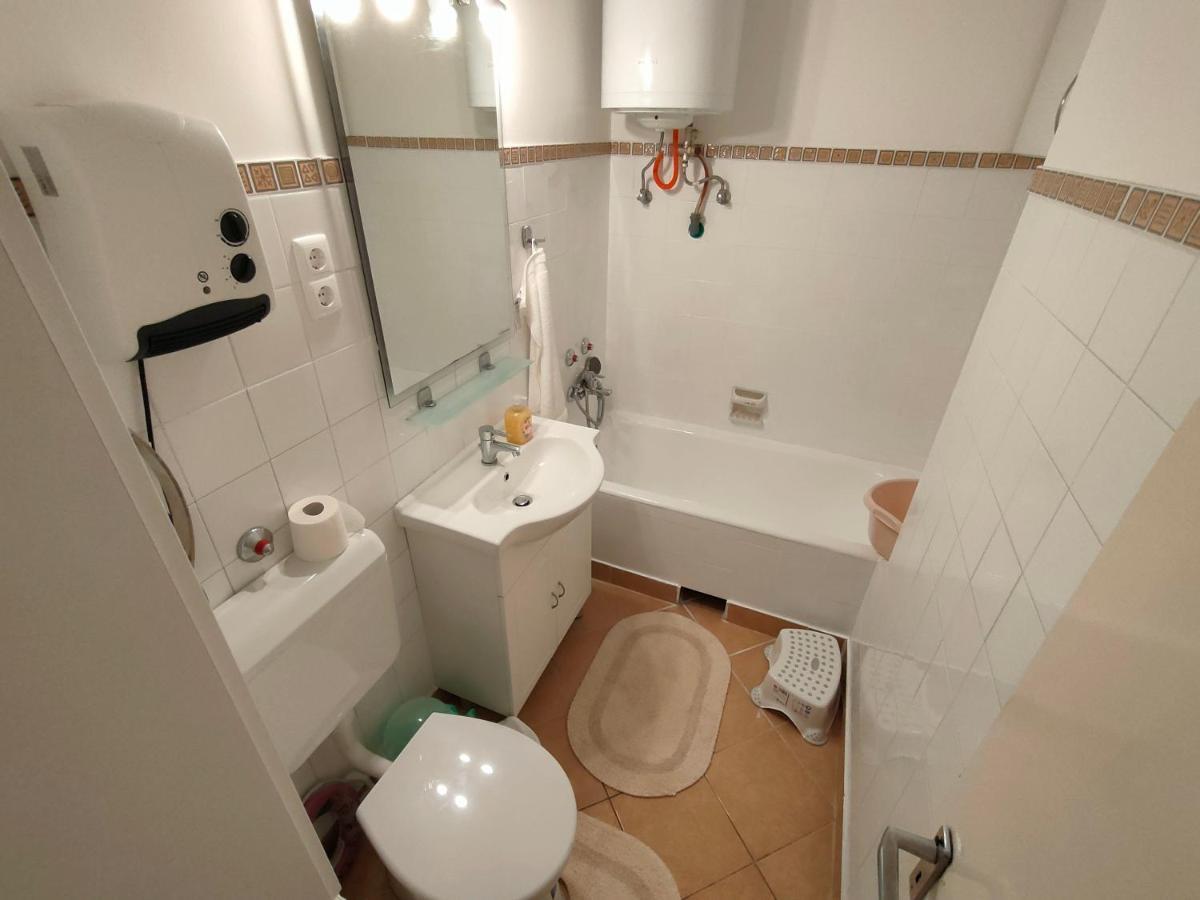 Apartmán Rosy Apartman Vonyarcvashegy Exteriér fotografie